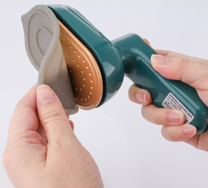 MINI FERRO DE PASSAR A VAPOR PORTÁTIL BIVOLT - WELL TOOLS®
