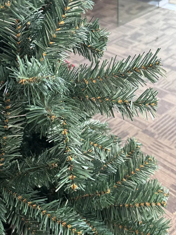 Árvore de Natal Luxo de Cedro 2,10m com 1200 Galhos – Well Tools®