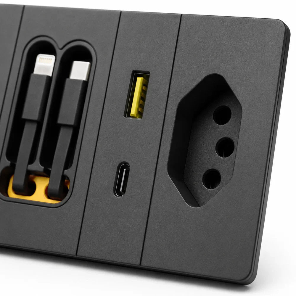 Tomada Inteligente — tomada, USB, USB-C e 2 cabos retráteis numa peça só - Well Tools®